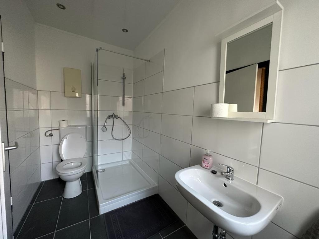 Eva'S Hostel - Self Check-In & Only Private Rooms Düsseldorf Zewnętrze zdjęcie